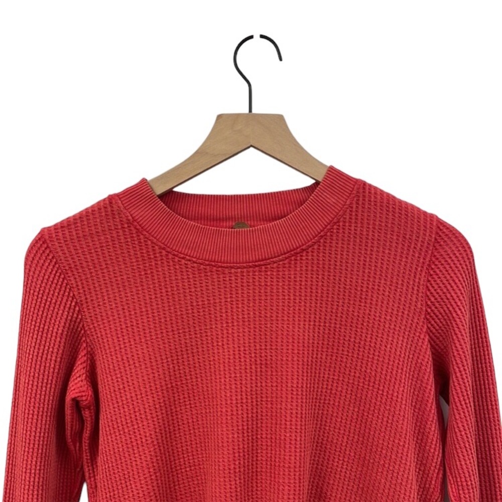 Free People One interlaken thermal waffle knit long sleeve side tie red top, XS - Picture 4 of 10